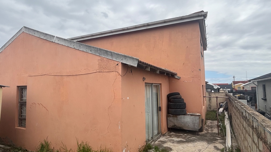 5 Bedroom Property for Sale in Motherwell Nu 5 Eastern Cape